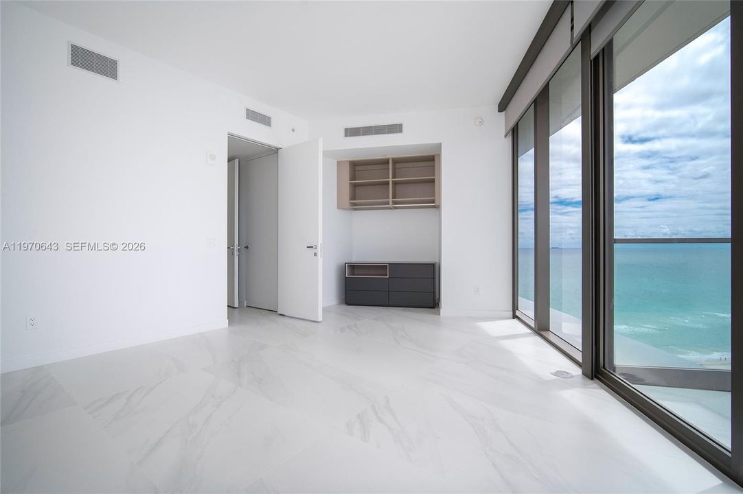 En Venta: $2,890,000 (2 camas, 2 baños, 1563 Pies cuadrados)