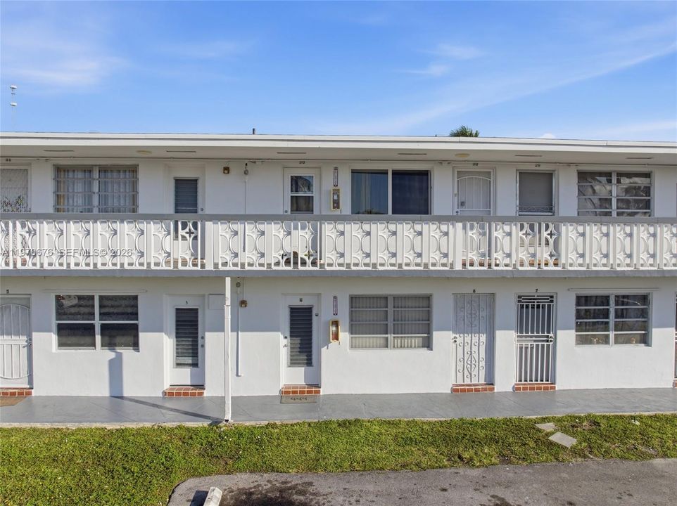 En Venta: $131,000 (1 camas, 1 baños, 711 Pies cuadrados)