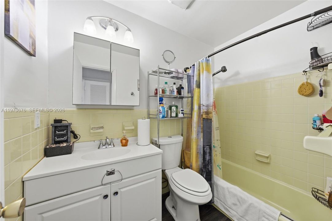 En Venta: $131,000 (1 camas, 1 baños, 711 Pies cuadrados)