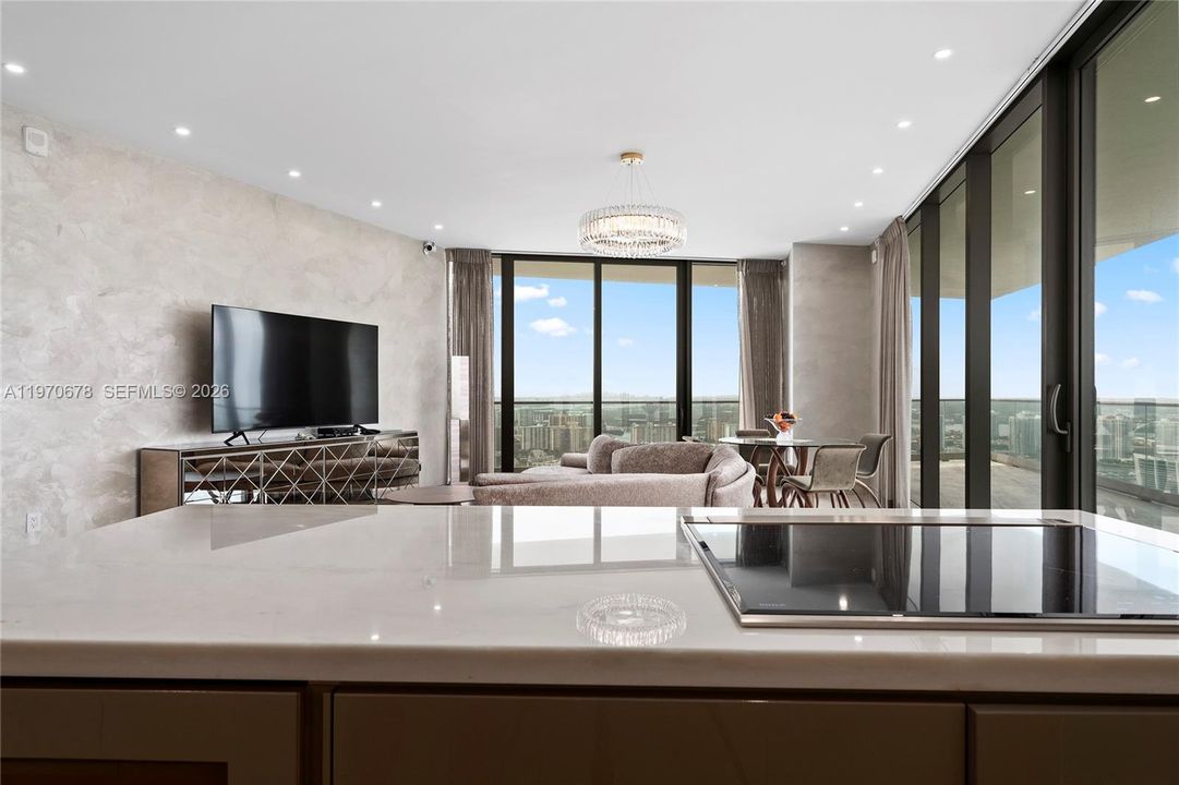En Venta: $2,589,900 (2 camas, 2 baños, 1264 Pies cuadrados)