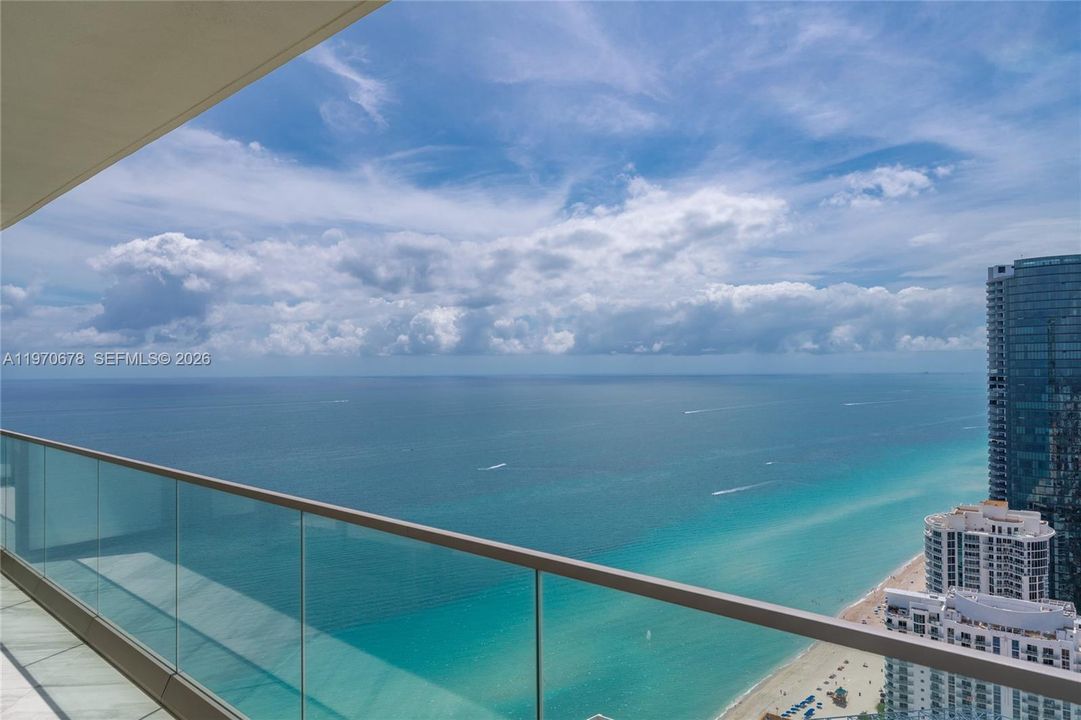 En Venta: $2,589,900 (2 camas, 2 baños, 1264 Pies cuadrados)