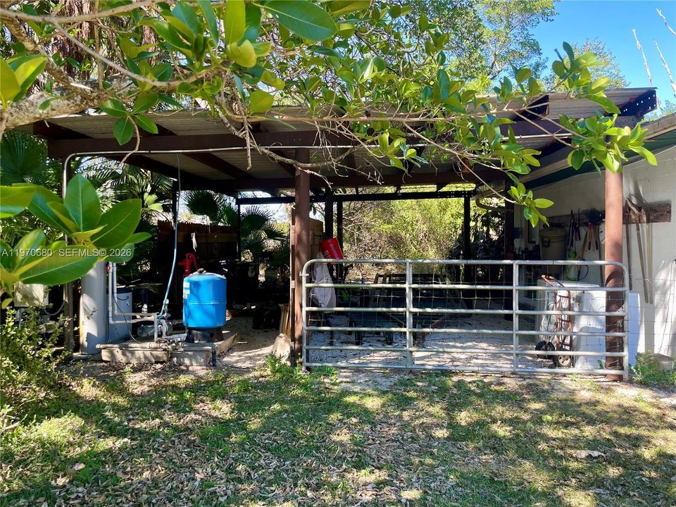 POLE BARN