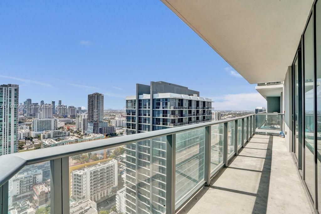 En Venta: $799,999 (3 camas, 2 baños, 1152 Pies cuadrados)