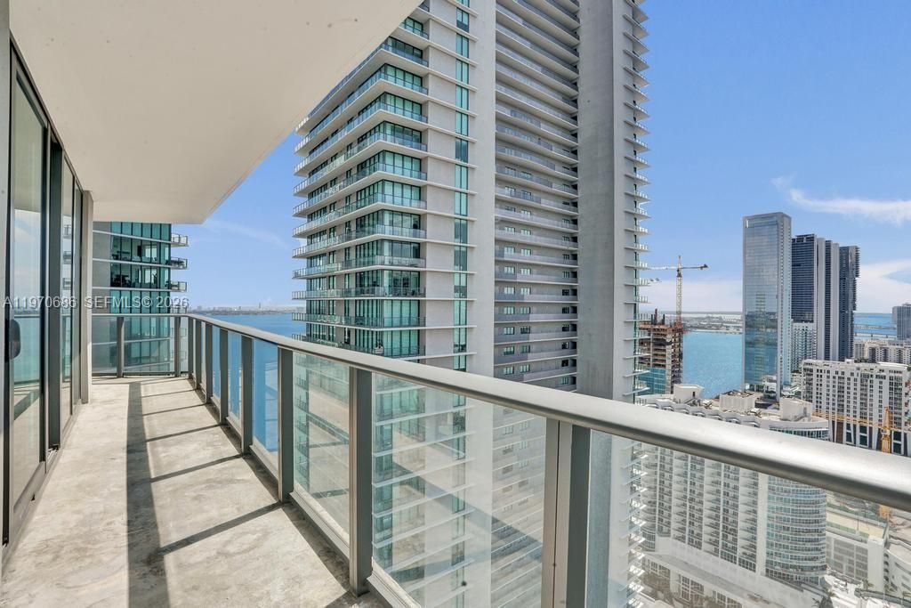 En Venta: $799,999 (3 camas, 2 baños, 1152 Pies cuadrados)