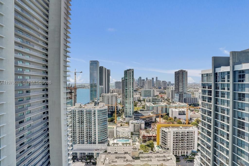 En Venta: $799,999 (3 camas, 2 baños, 1152 Pies cuadrados)