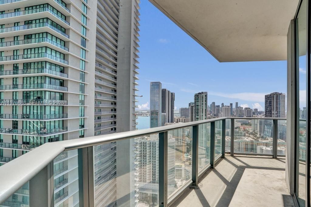 En Venta: $799,999 (3 camas, 2 baños, 1152 Pies cuadrados)