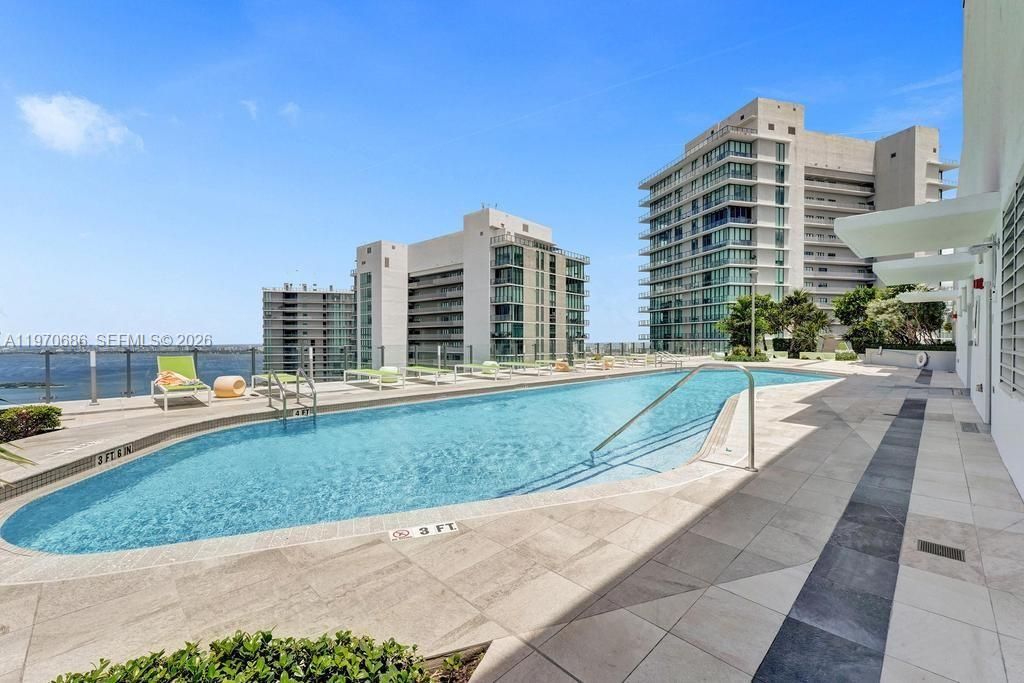 En Venta: $799,999 (3 camas, 2 baños, 1152 Pies cuadrados)
