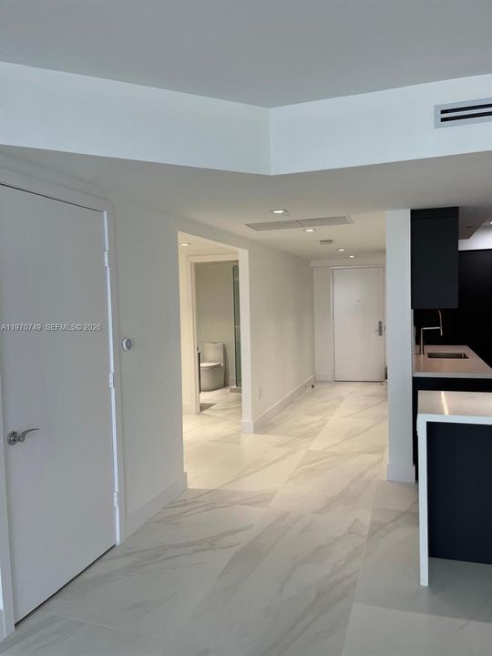 For Sale: $1,177,000 (3 beds, 3 baths, 1571 Square Feet)