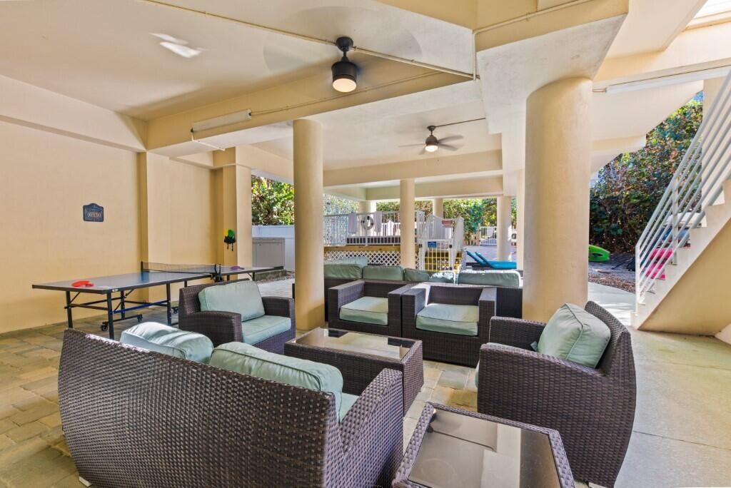10330 Ground Patio