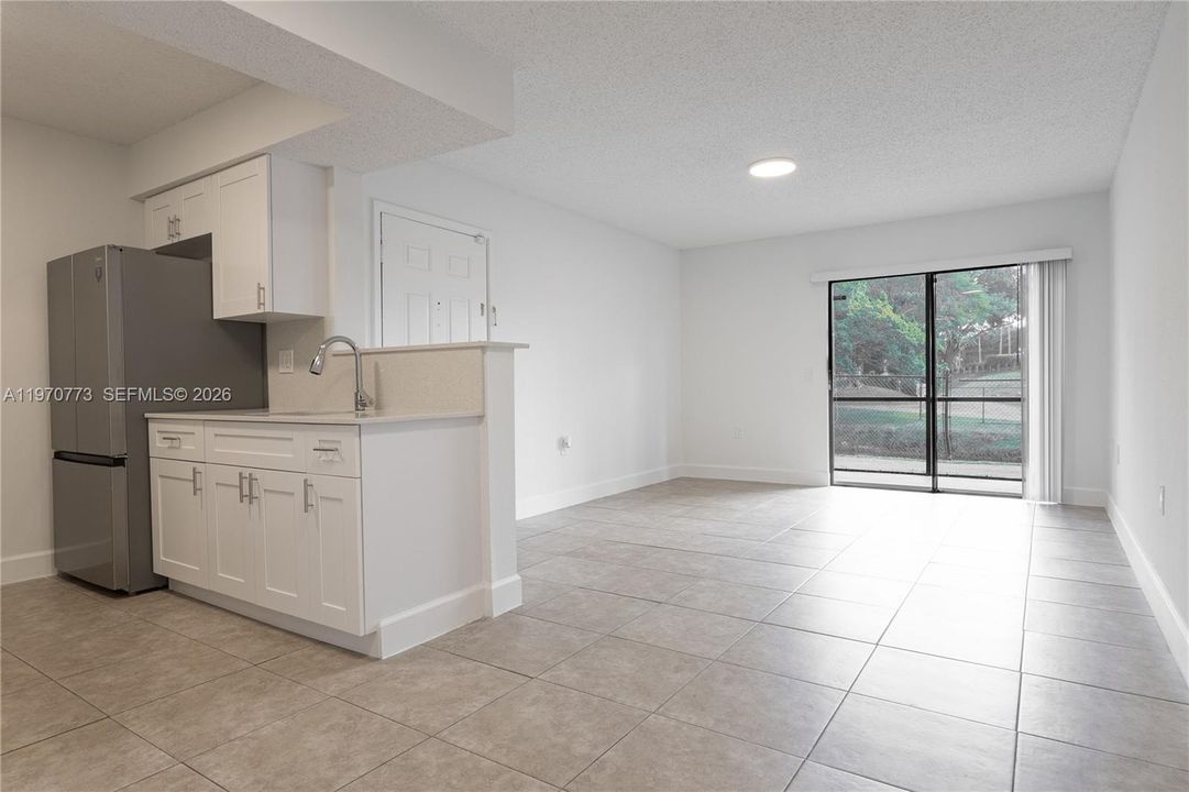 Activo con contrato: $1,900 (1 camas, 1 baños, 558 Pies cuadrados)