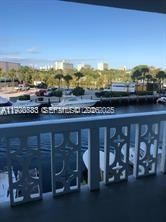 На продажу: $199,000 (1 спален, 1 ванн, 778 Квадратных фут)