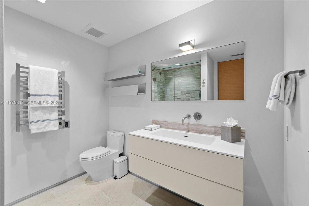 В аренду: $48,000 (4 спален, 4 ванн, 4010 Квадратных фут)