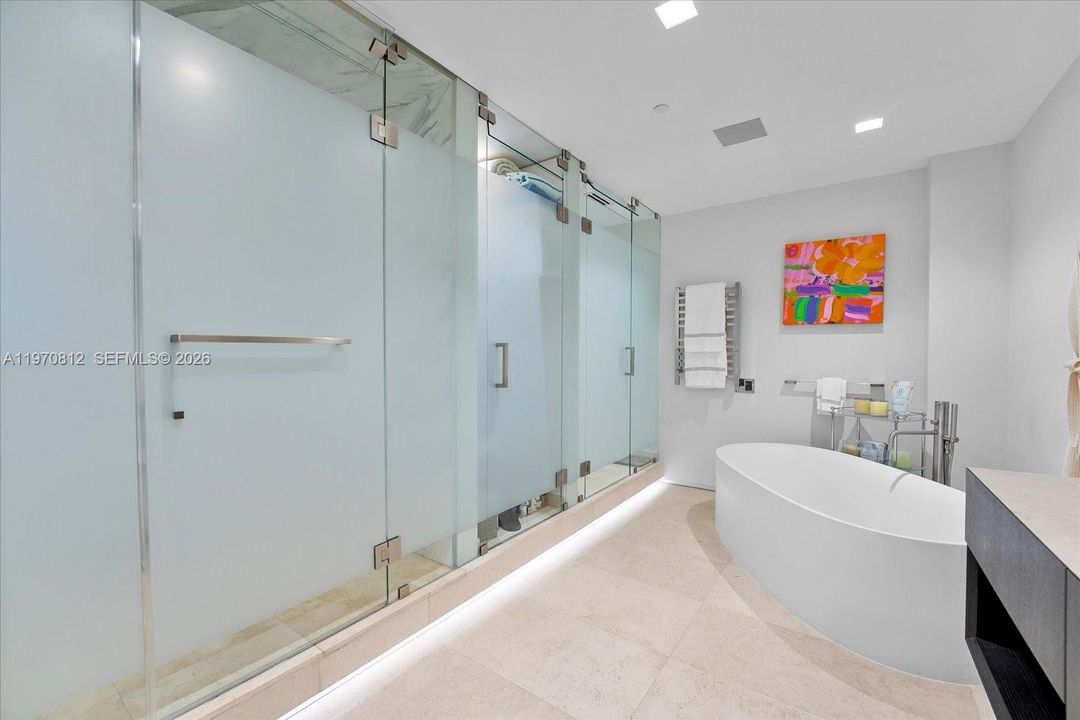 В аренду: $48,000 (4 спален, 4 ванн, 4010 Квадратных фут)