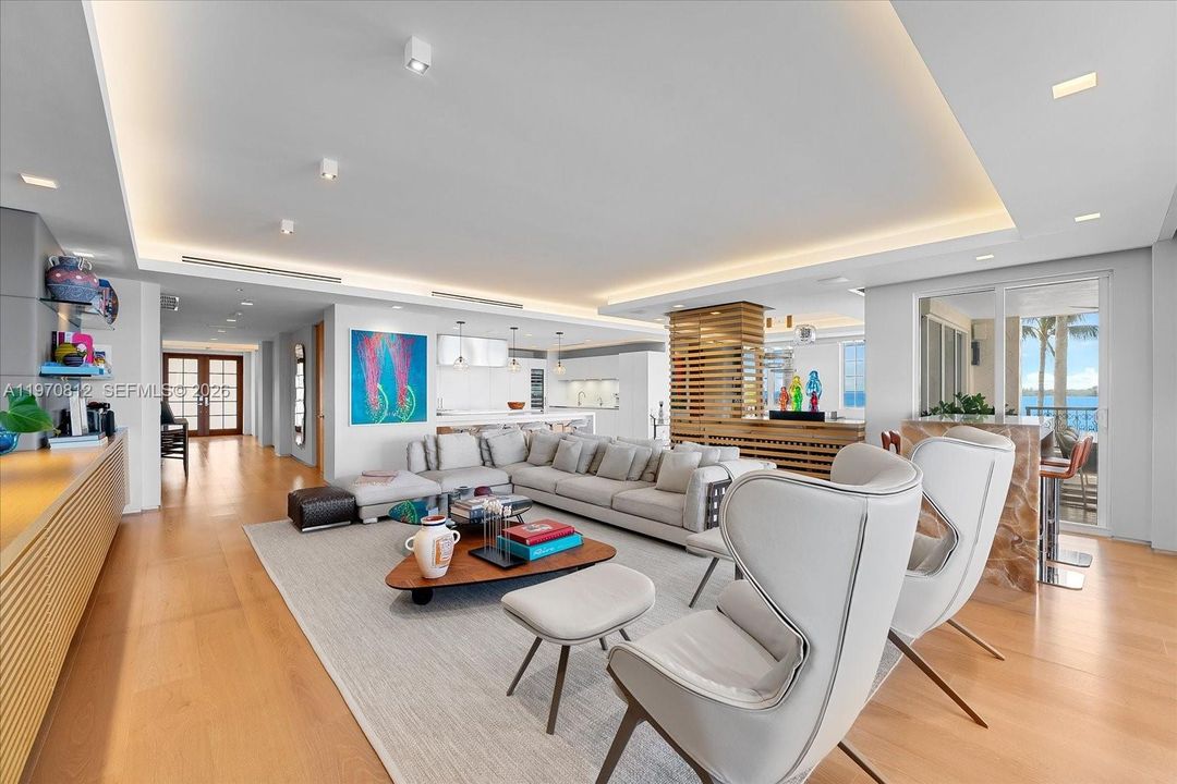 В аренду: $48,000 (4 спален, 4 ванн, 4010 Квадратных фут)