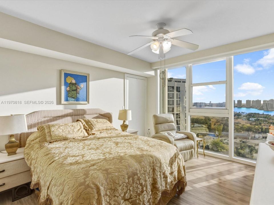 Active With Contract: $1,680,000 (3 beds, 2 baths, 2420 Square Feet)