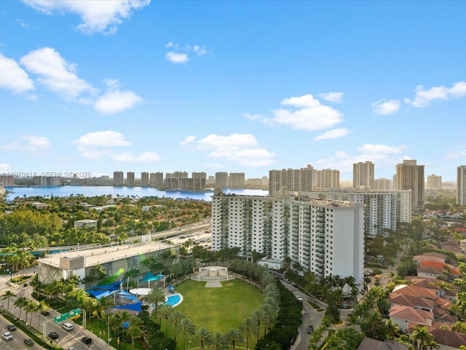 Active With Contract: $1,680,000 (3 beds, 2 baths, 2420 Square Feet)