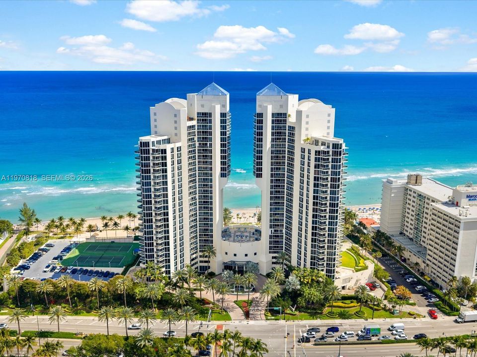 Active With Contract: $1,680,000 (3 beds, 2 baths, 2420 Square Feet)
