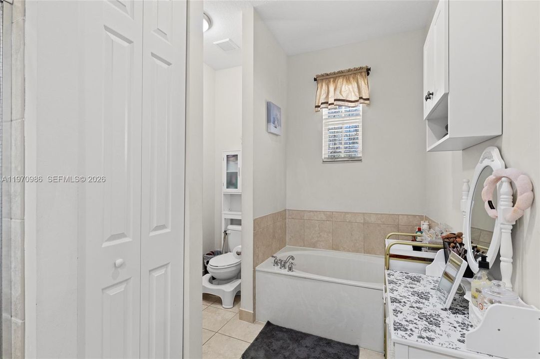 For Sale: $515,000 (3 beds, 3 baths, 2006 Square Feet)