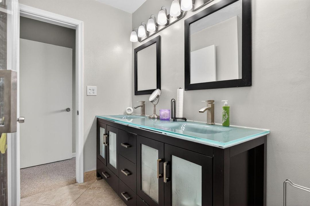 Double Sink Vanity