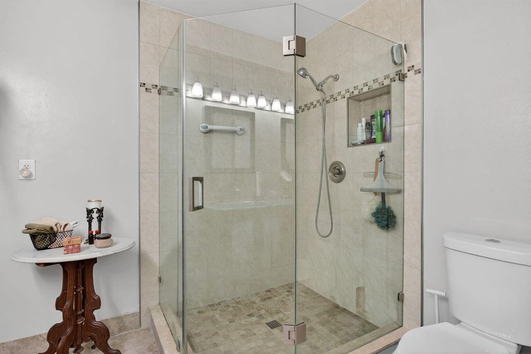 Walk in Shower