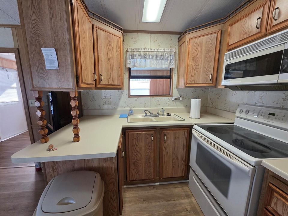 lots of cabinets and counter space