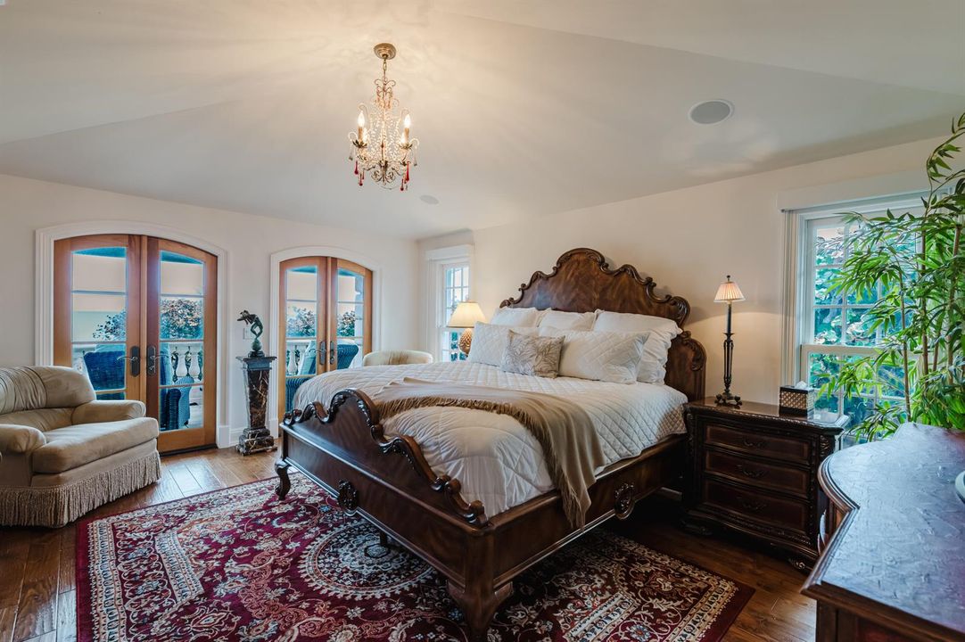 Upstairs Bedroom 2
