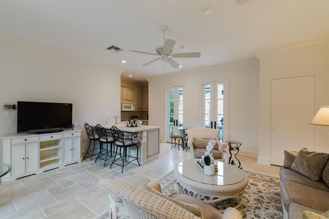 Guest House - Living Room