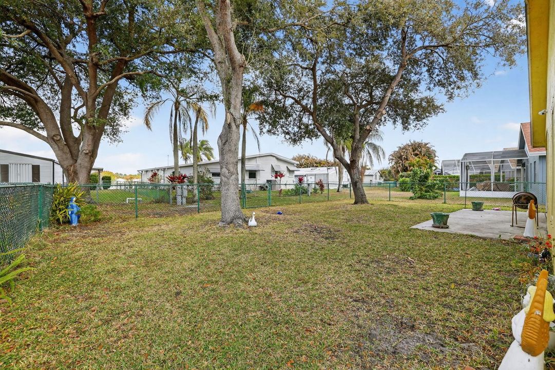 9042-22 Backyard 1