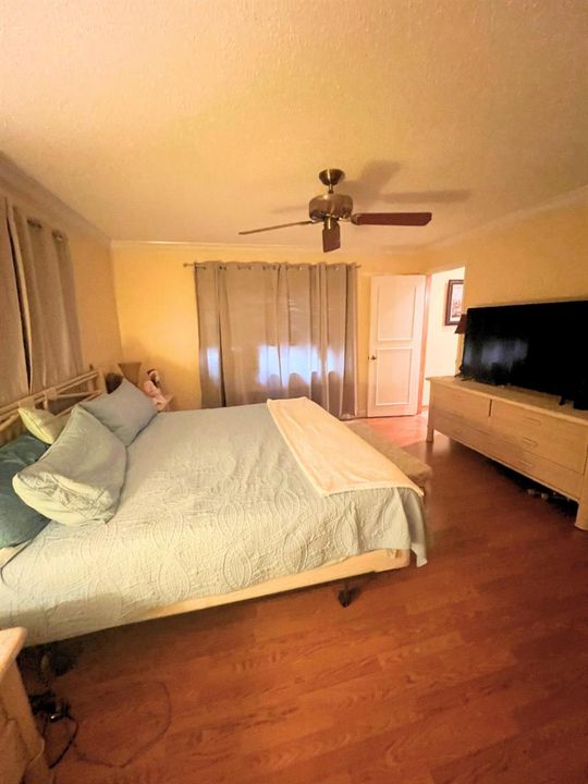 7300 NW 44th Terr (8)