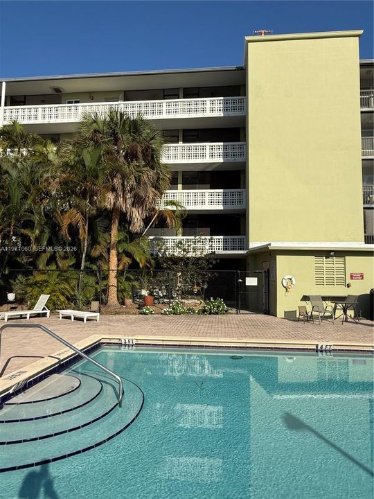Condo is on third floor, building has a total of 5 stories