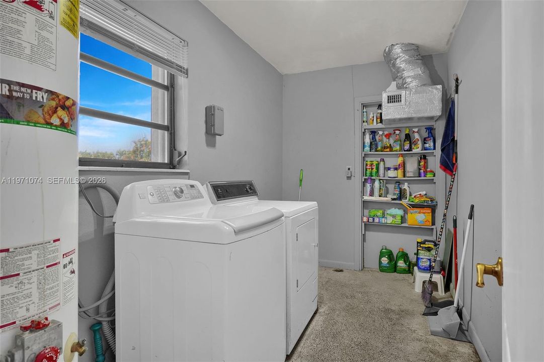 Recently Sold: $760,000 (4 beds, 2 baths, 2032 Square Feet)