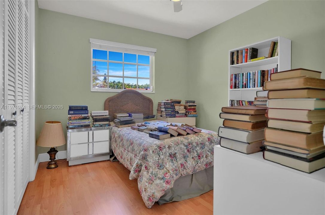 Recently Sold: $760,000 (4 beds, 2 baths, 2032 Square Feet)