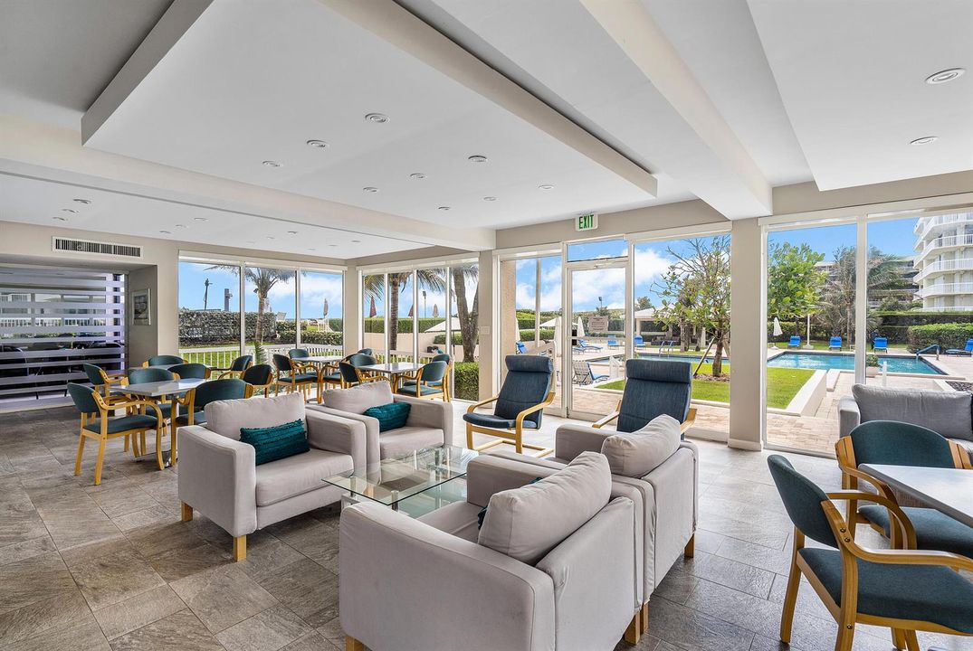 Club Room