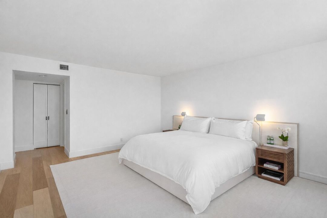 Large Primary Bedroom Suite