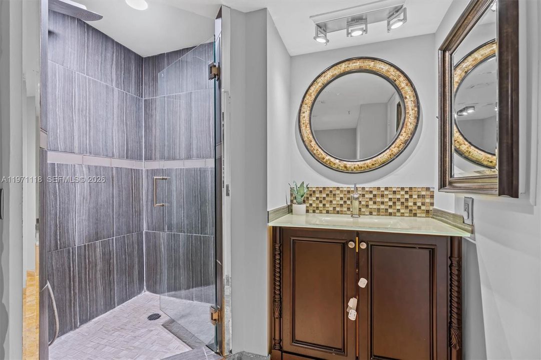 На продажу: $517,500 (2 спален, 2 ванн, 1557 Квадратных фут)