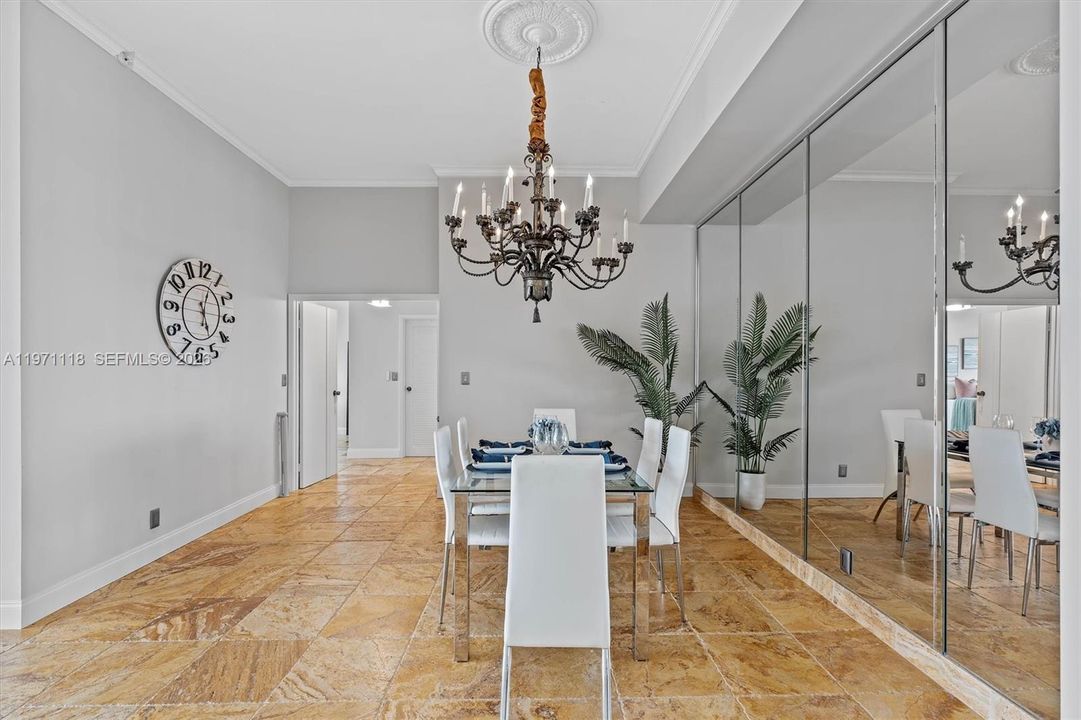 На продажу: $517,500 (2 спален, 2 ванн, 1557 Квадратных фут)