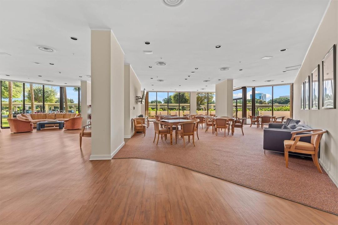 На продажу: $517,500 (2 спален, 2 ванн, 1557 Квадратных фут)