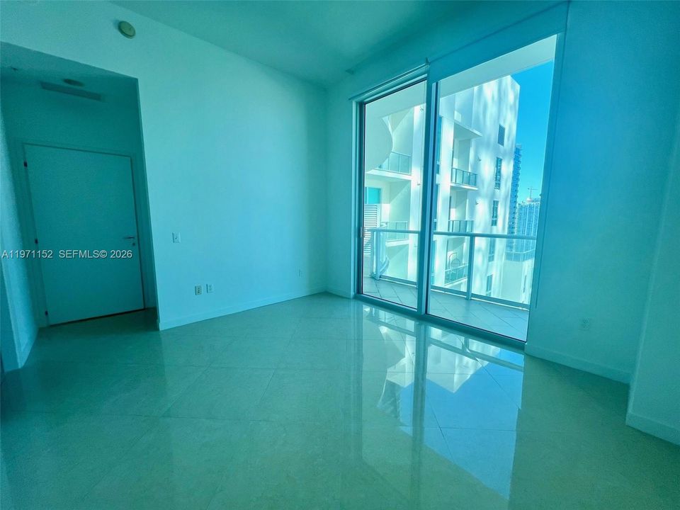 На продажу: $425,000 (1 спален, 1 ванн, 734 Квадратных фут)