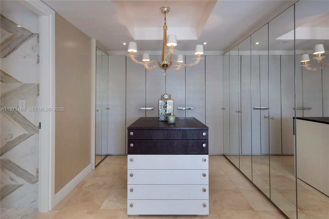 В аренду: $29,000 (3 спален, 3 ванн, 3140 Квадратных фут)