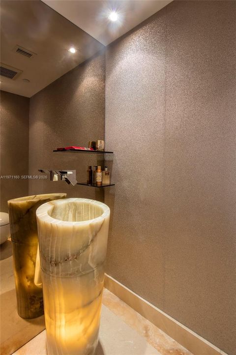 В аренду: $29,000 (3 спален, 3 ванн, 3140 Квадратных фут)