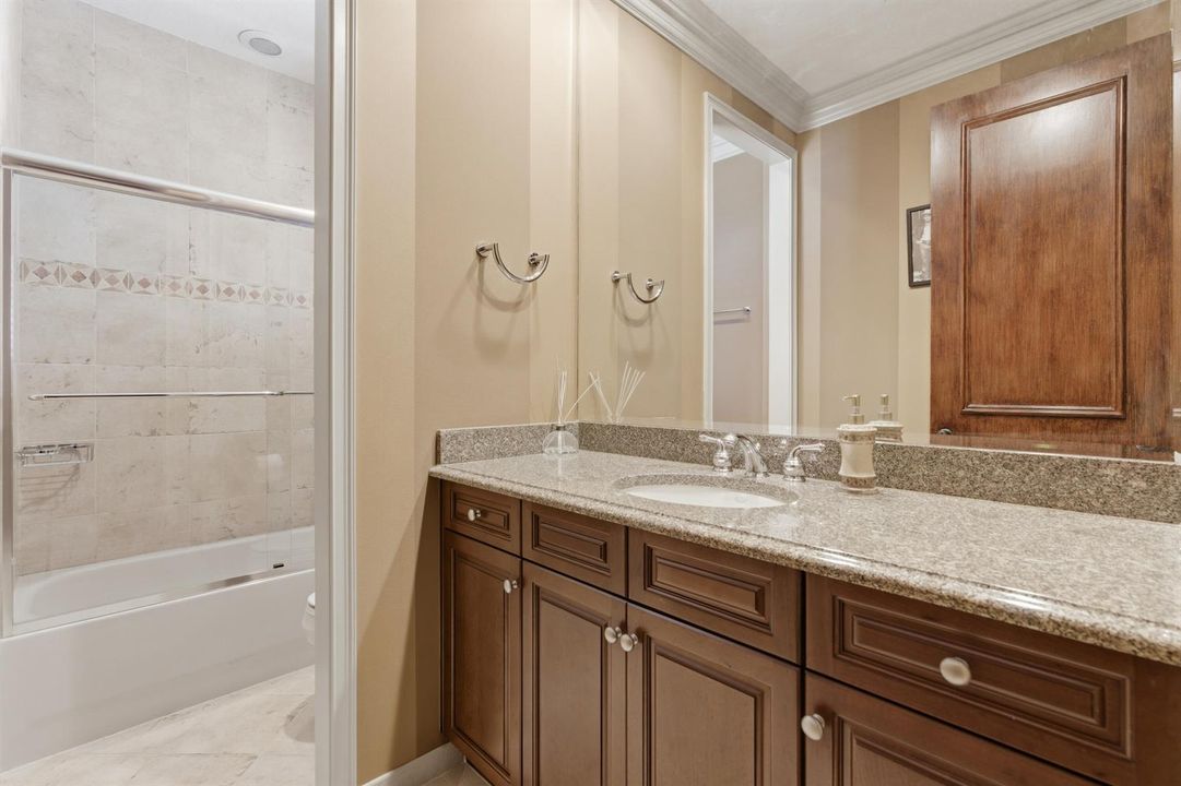 2200 Widener Ter-37.jpg-FULL
