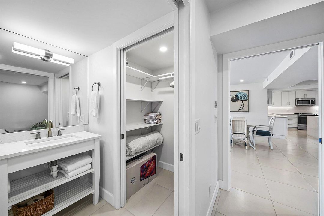 Ensuite Guest bath