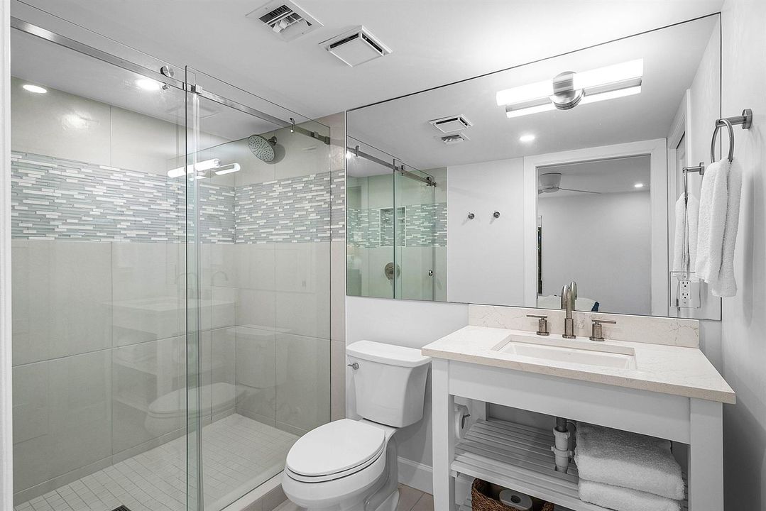 Ensuite Guest Bath
