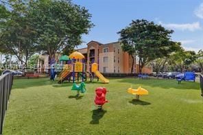En Venta: $315,000 (3 camas, 2 baños, 1125 Pies cuadrados)