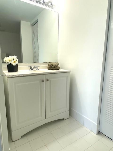 En Venta: $315,000 (3 camas, 2 baños, 1125 Pies cuadrados)