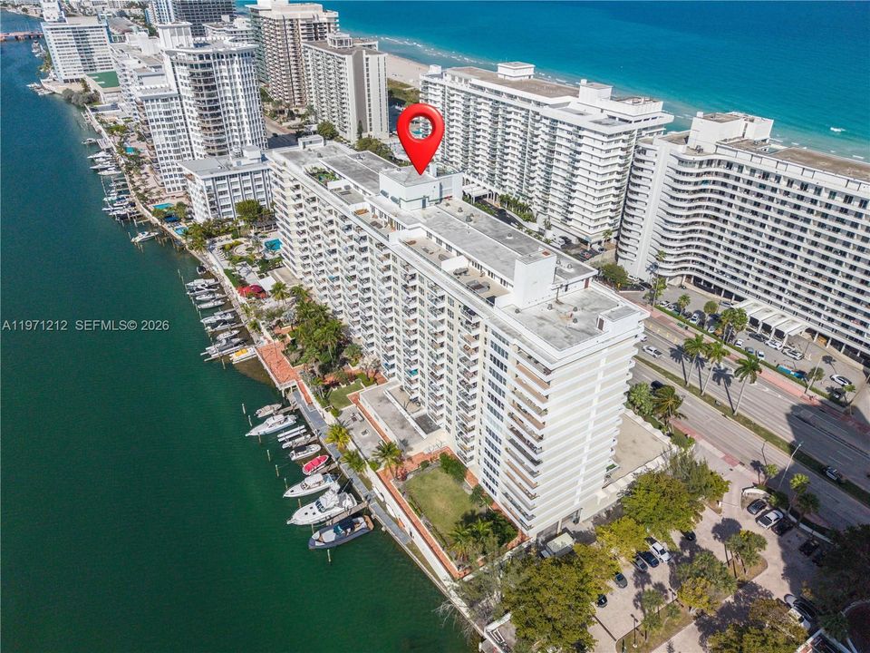 For Sale: $539,000 (2 beds, 2 baths, 1190 Square Feet)