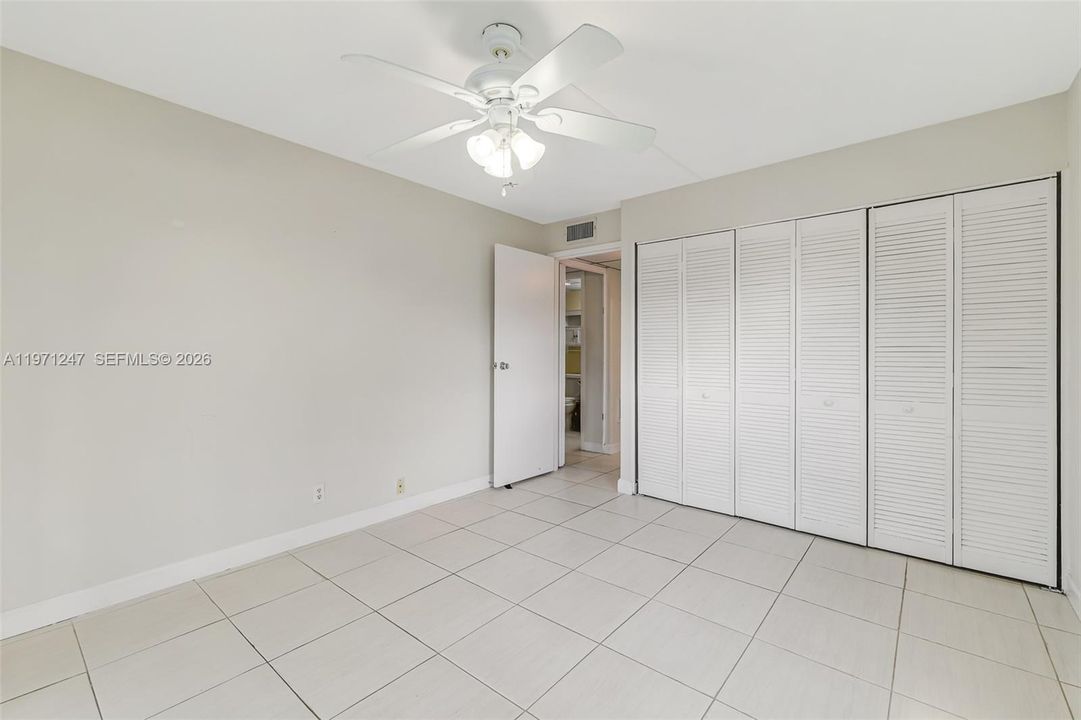 For Sale: $89,500 (2 beds, 2 baths, 880 Square Feet)