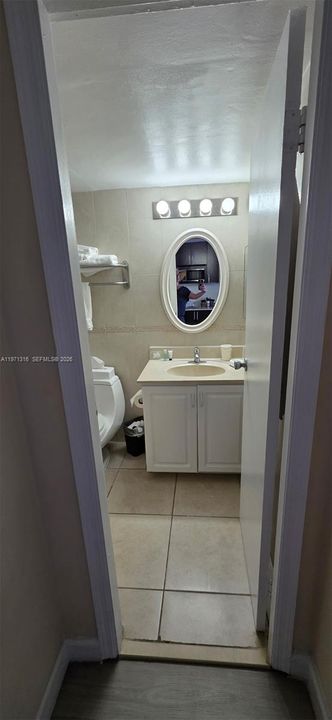 En Venta: $225,000 (0 camas, 1 baños, 360 Pies cuadrados)