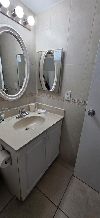 En Venta: $225,000 (0 camas, 1 baños, 360 Pies cuadrados)
