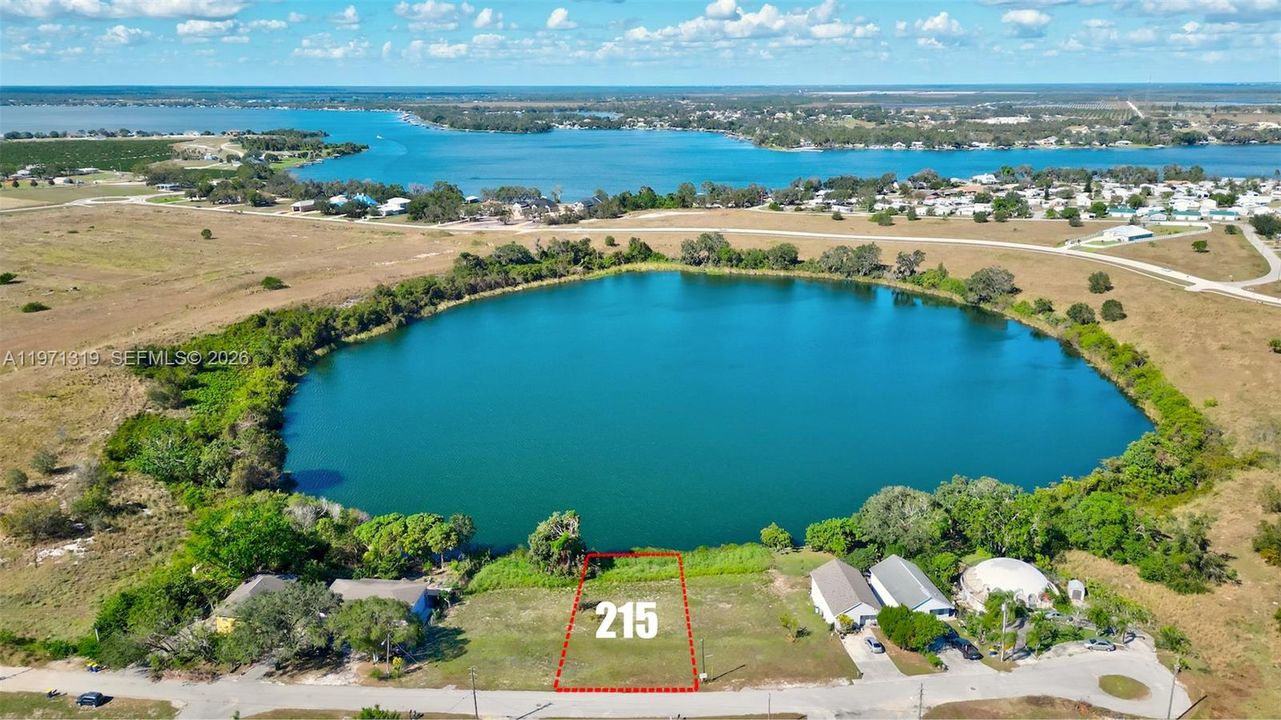 На продажу: $48,000 (0.25 acres)